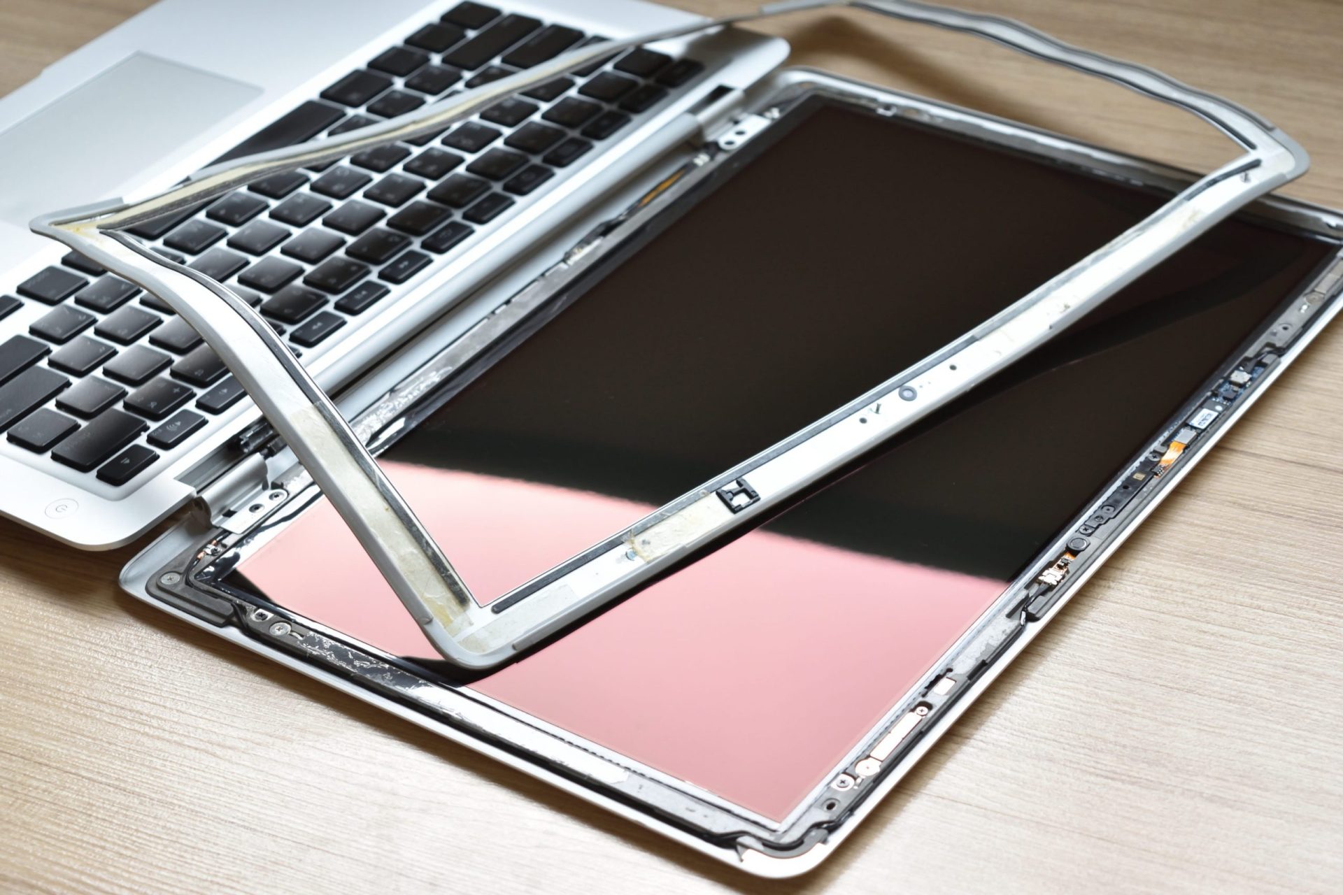 MacBook Pro Screen Replacement