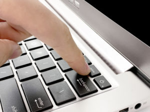 Pressing Delete Key UEFI/BIOS testing laptop keyboard not working